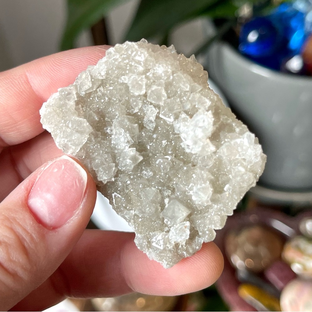 🤍Druzy Geode Quartz Crystal Cluster Specimen🤍 - Picture 1 of 3